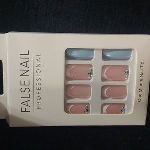 New press on‎ nails